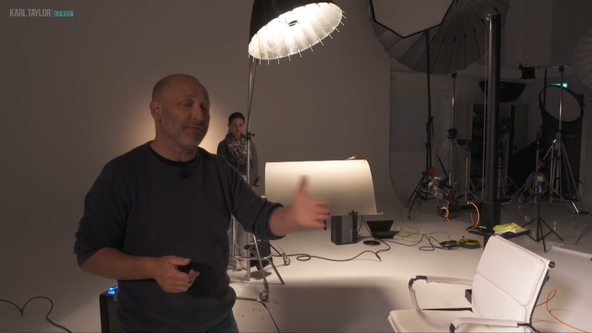 图片[4]-卡尔·泰勒Karl Taylor 眼镜产品取景构图布光教程-中英字幕-美夕摄影资源